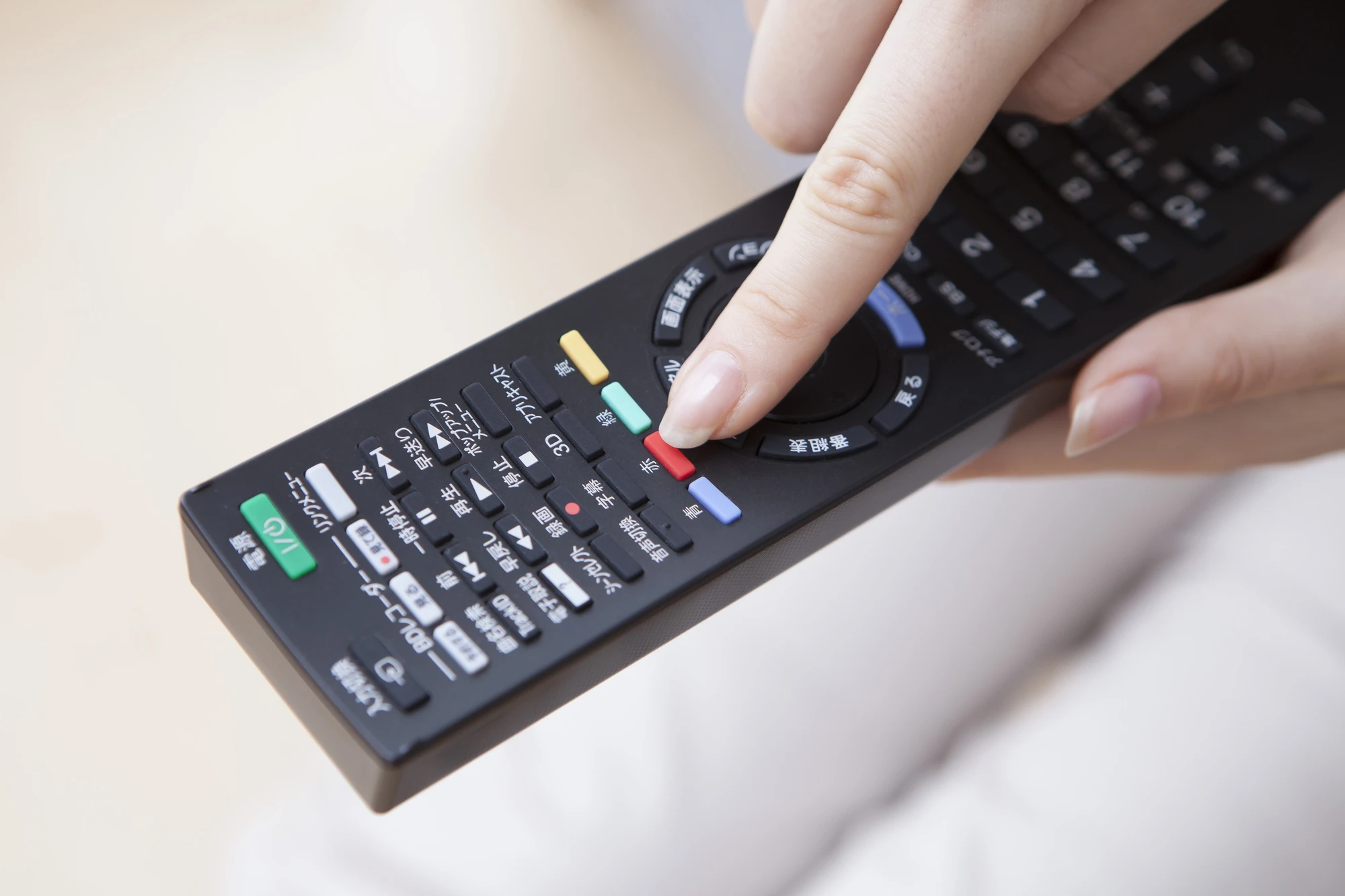 テレビのリモコン