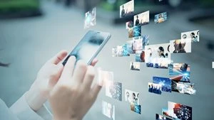 スマホとさまざまなデジタルコンテンツ
